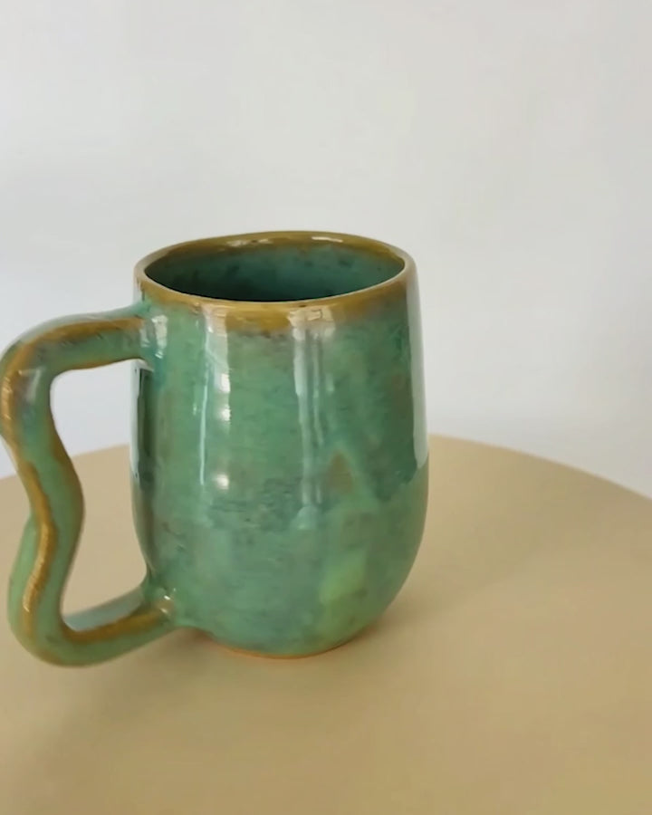 Wavy Mug